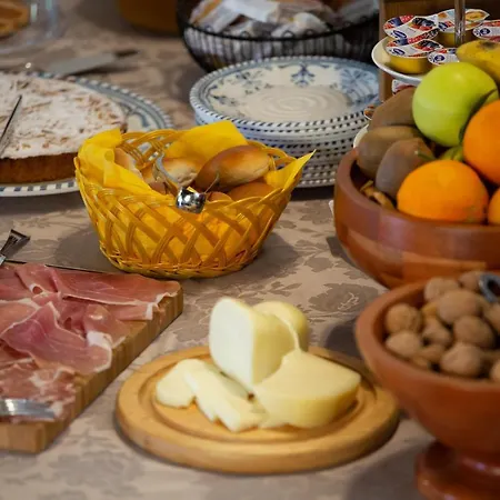 Il Casolare Bed & Breakfast *